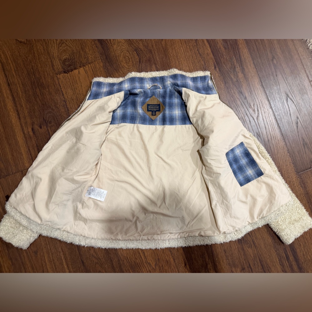 Pendleton Ladies' Fuzzy Zip Jacket in Beige Heather Sherpa cream fleece - Picture 9 of 15